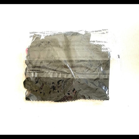 Torrid Betsey Johnson Black Underwire Bralette NWT 4X - Picture 6 of 7